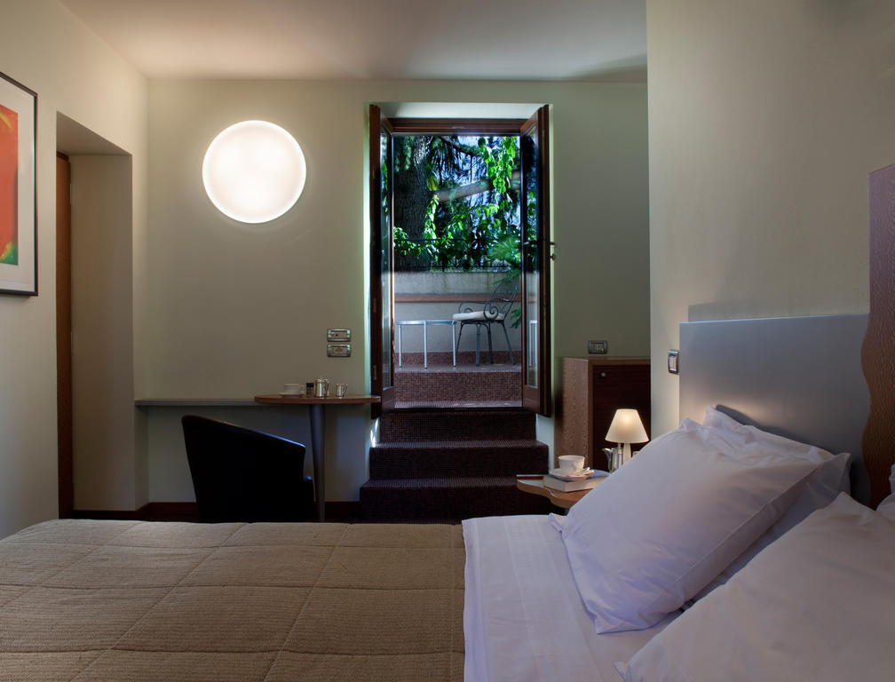 Hotel Villa Giulia غارنانو الغرفة الصورة