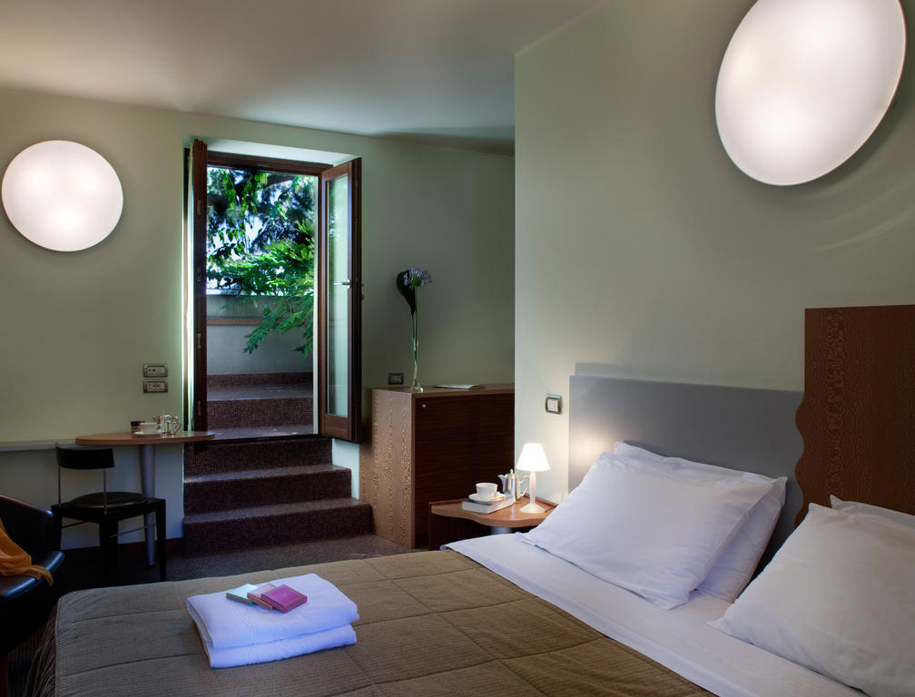 Hotel Villa Giulia غارنانو الغرفة الصورة